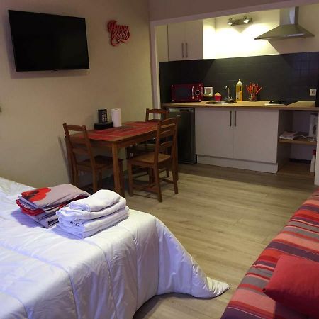 Appartements Boulevard des Pyrénées Pau Esterno foto